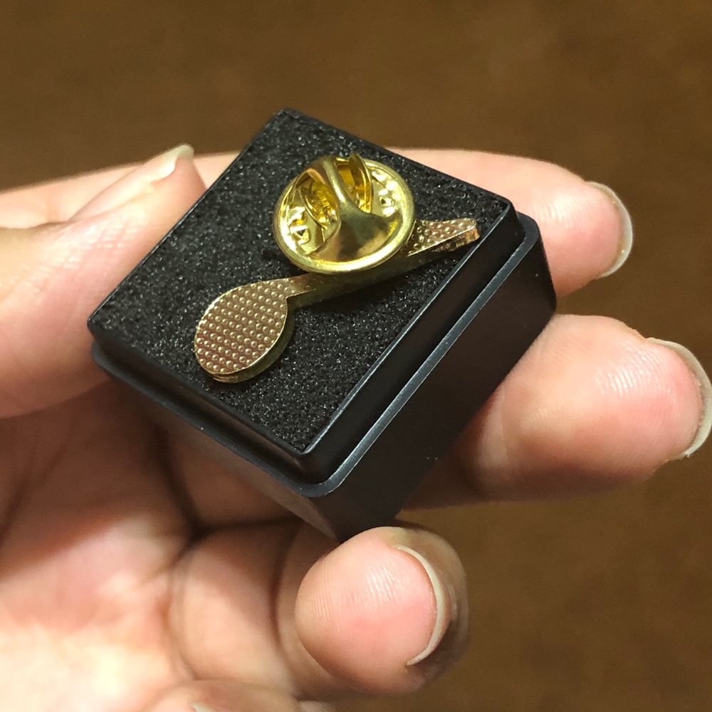 Music note pin - Picture 2 of 2